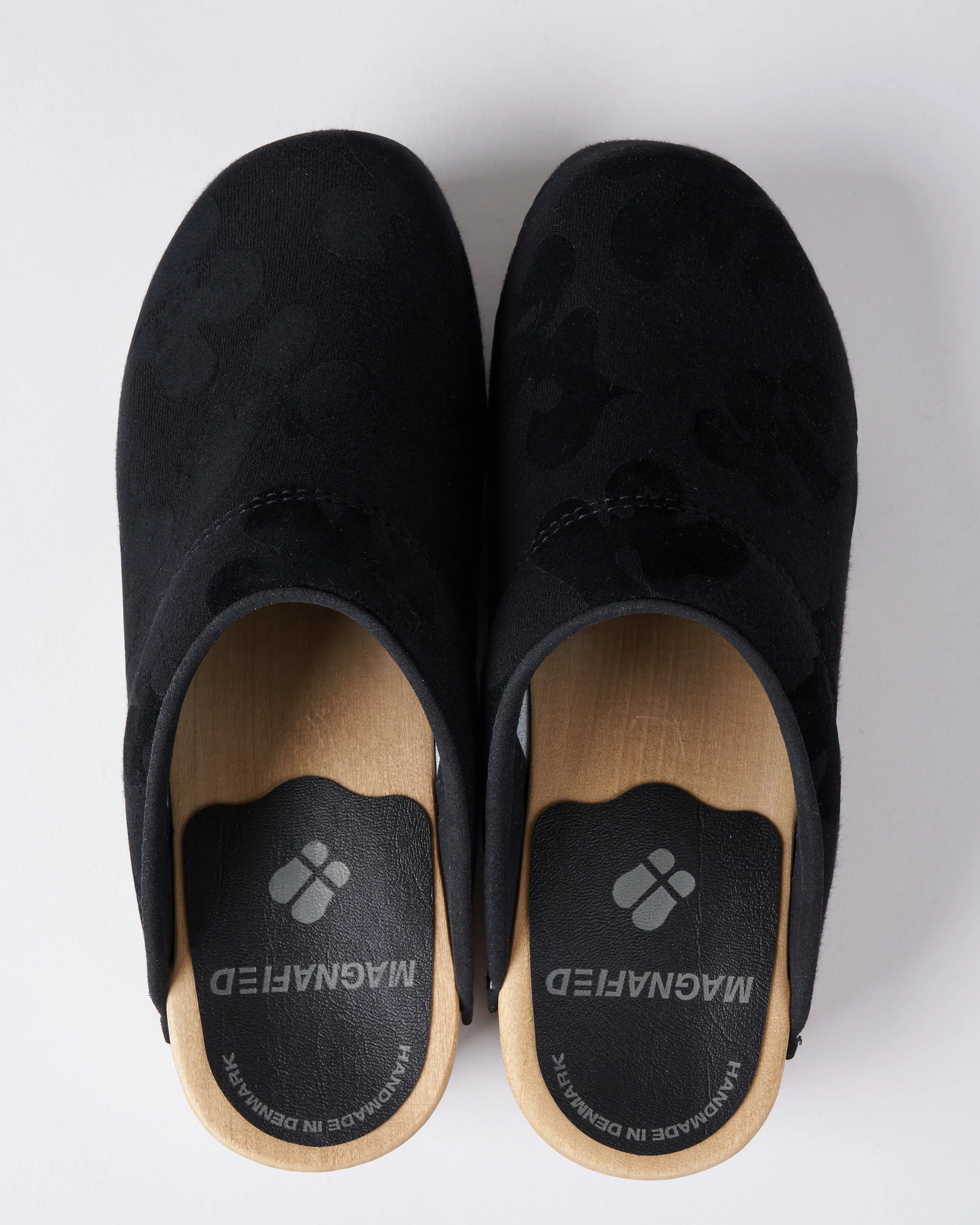 1020 camo flock clog - black fleece