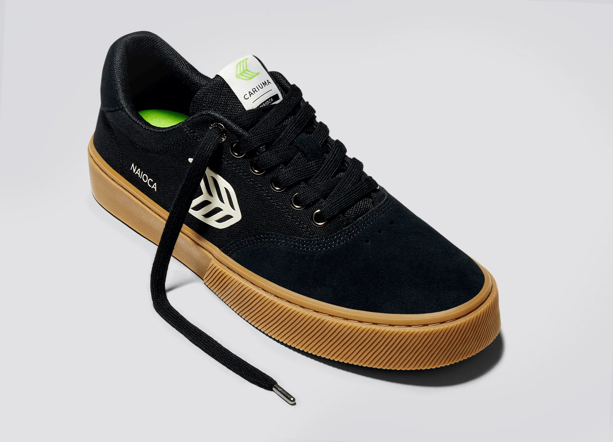 Cariuma Mens Naioca Pro Shoes