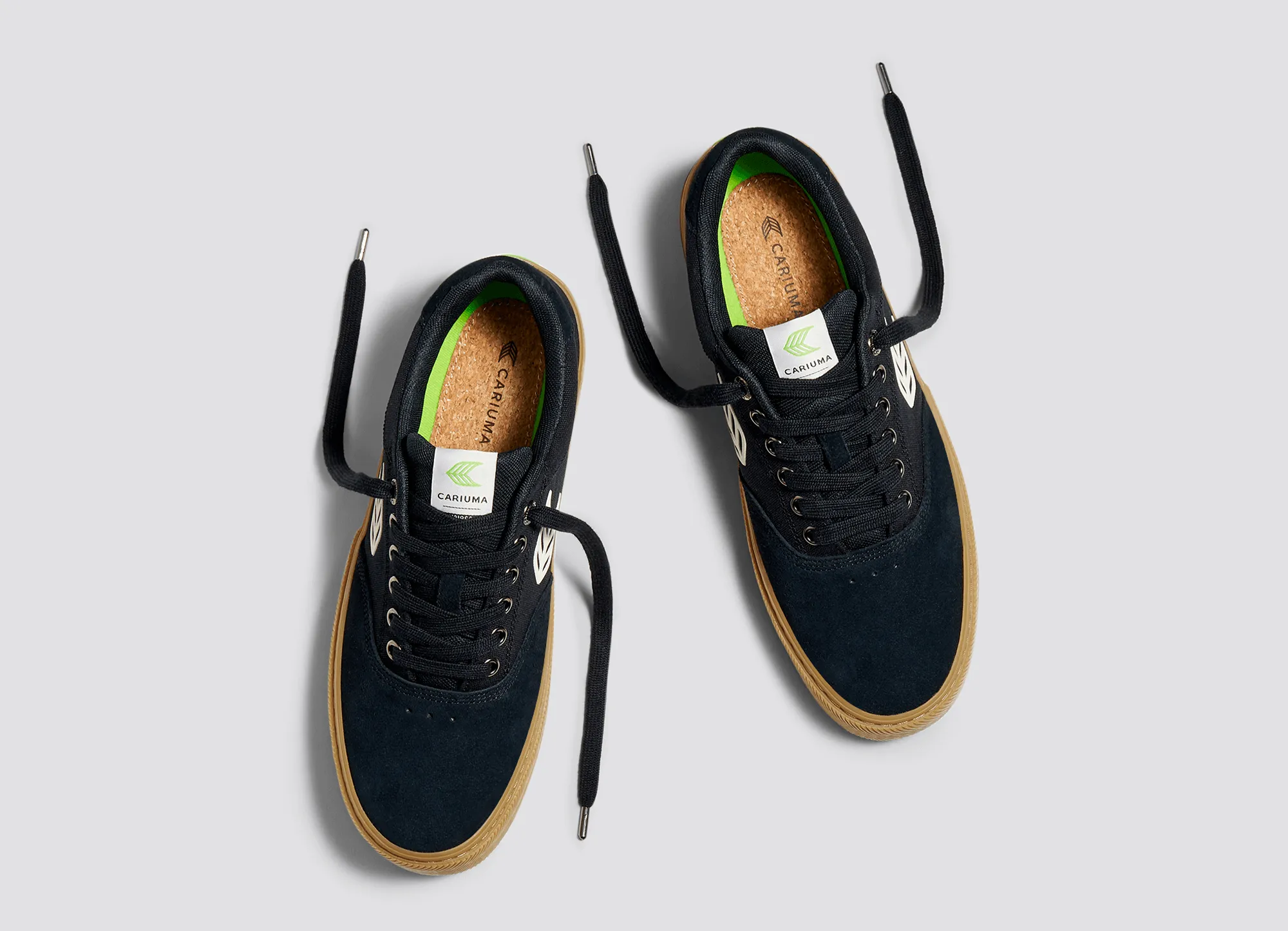 Cariuma Mens Naioca Pro Shoes