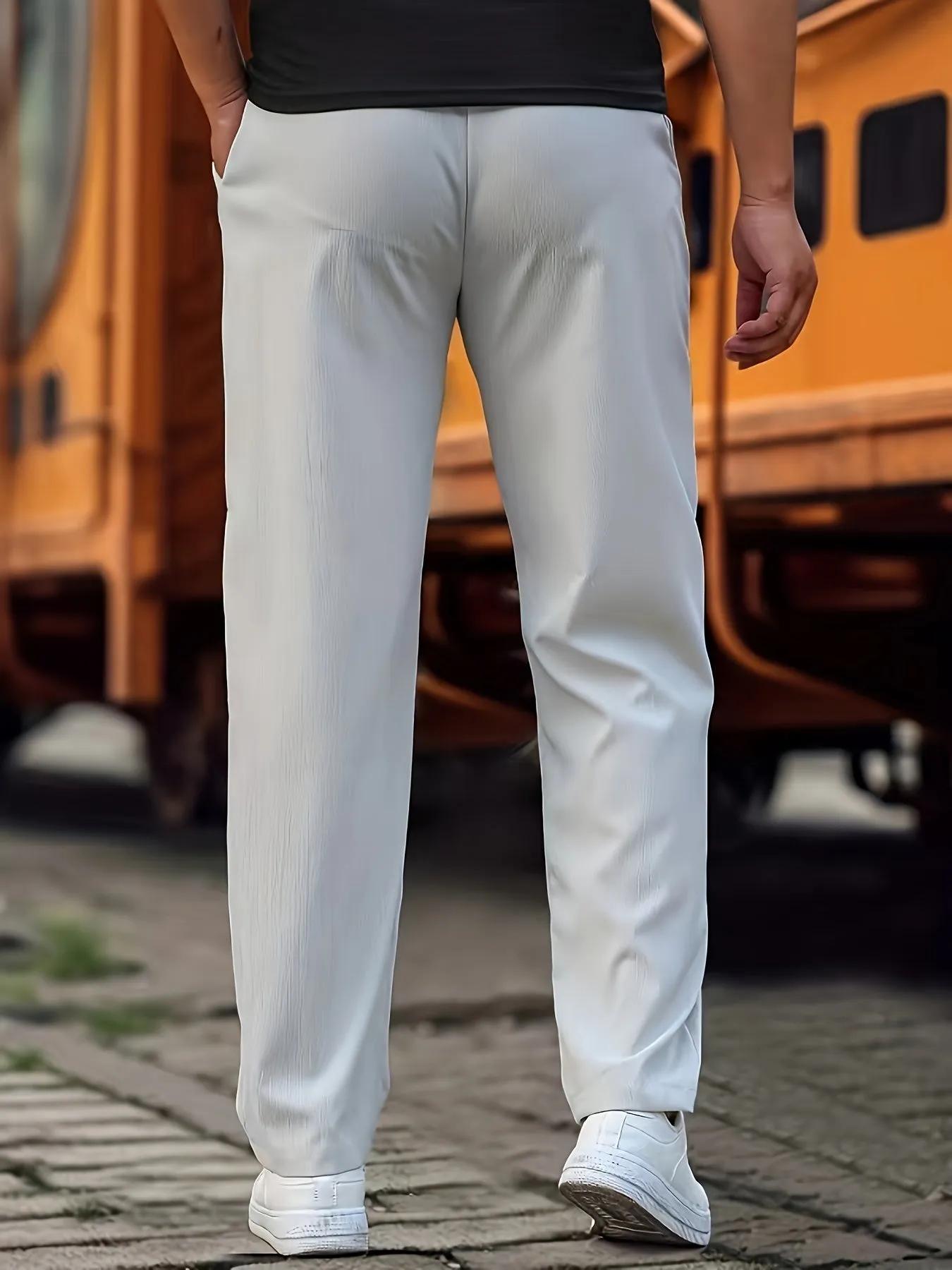 Chic and Comfortable Everyday Pants for Men