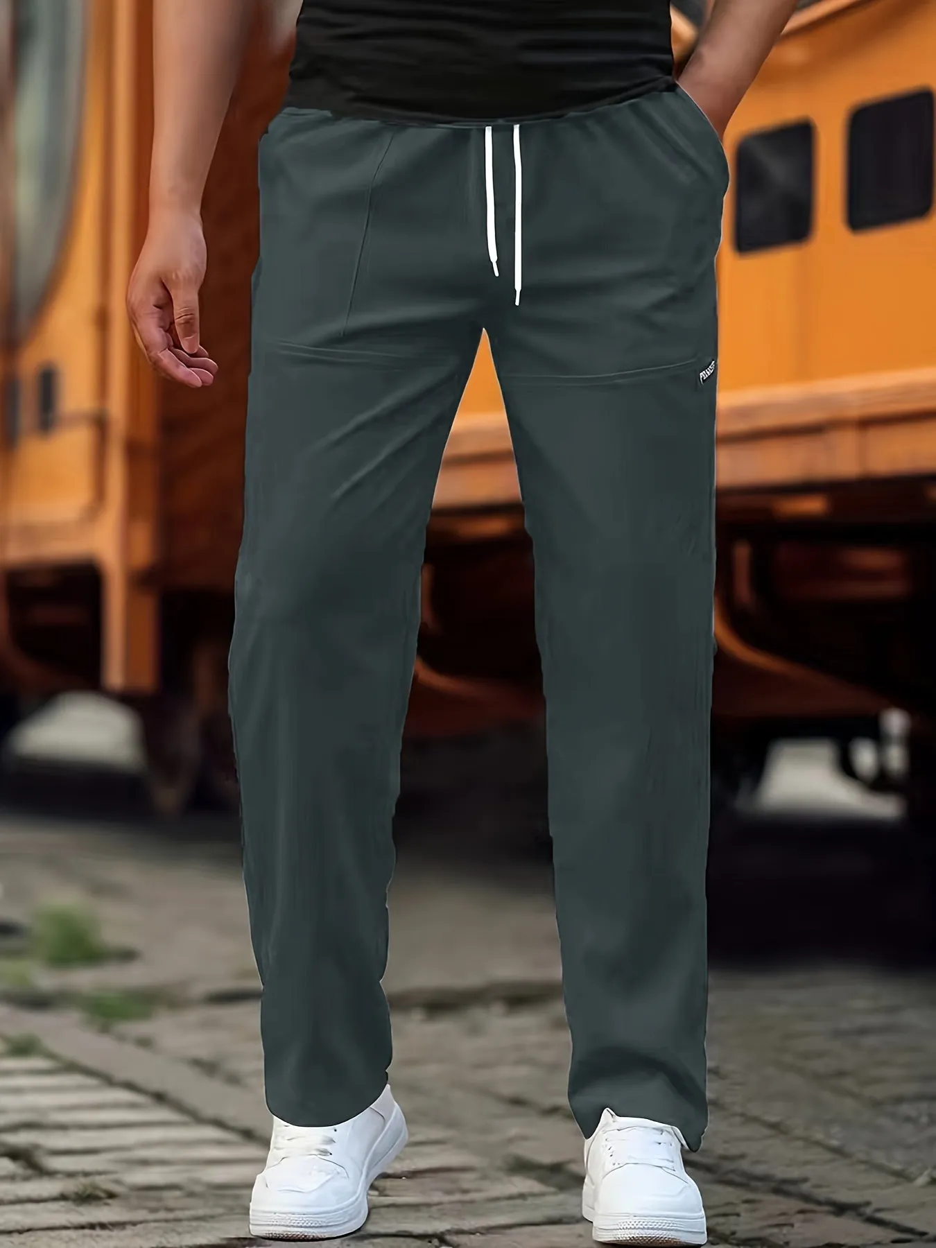 Chic and Comfortable Everyday Pants for Men