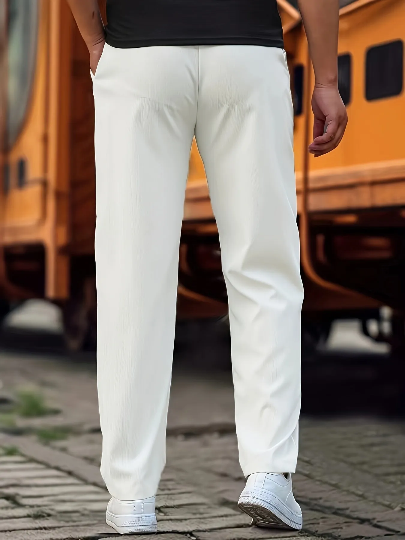 Chic and Comfortable Everyday Pants for Men
