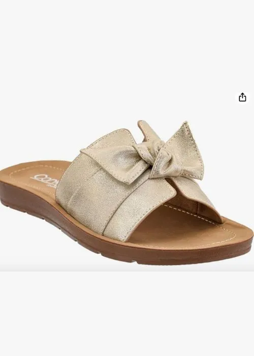 Corkys Rock the Bowt Sandal in Gold