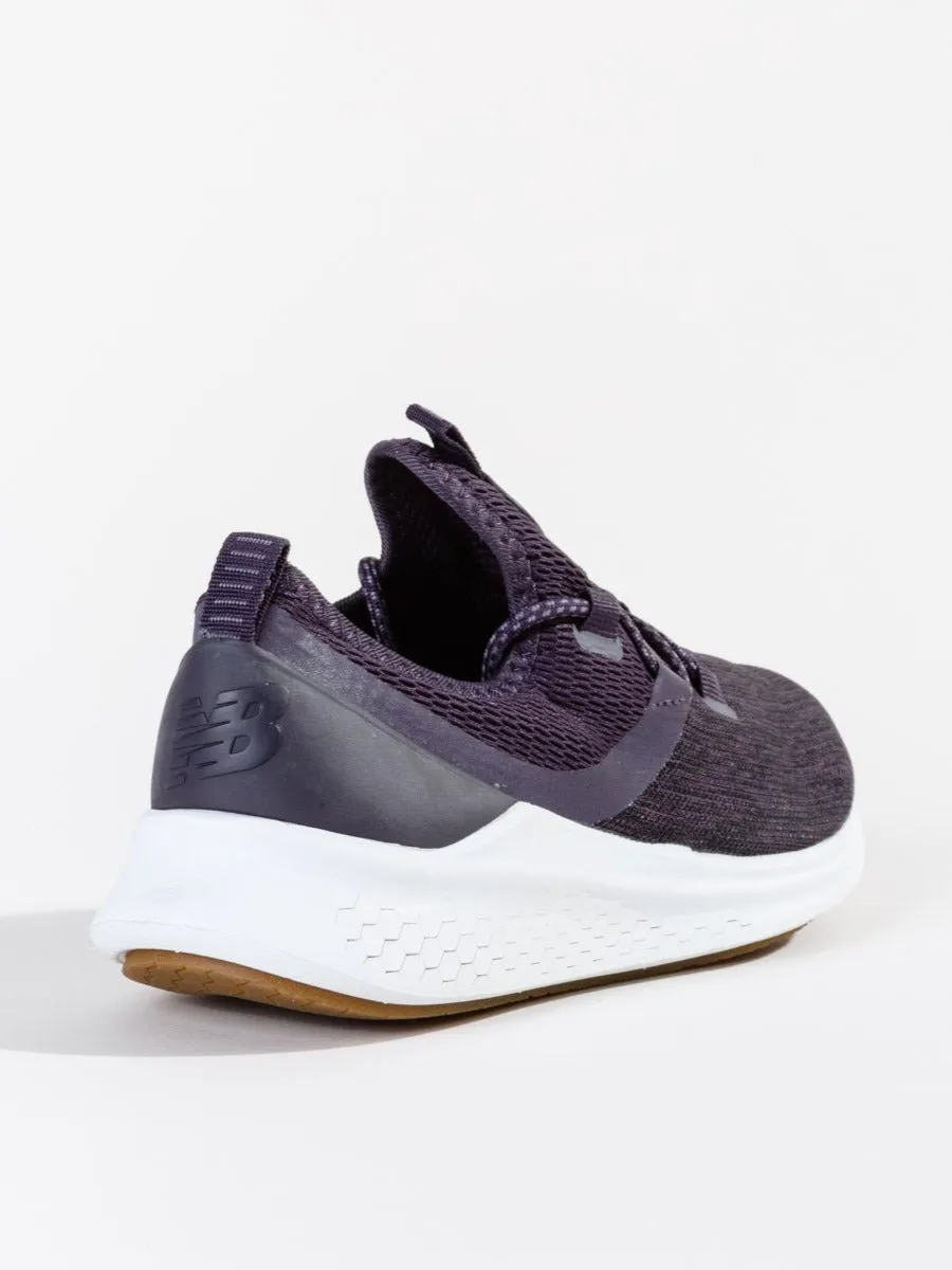 fresh foam lazr sneaker