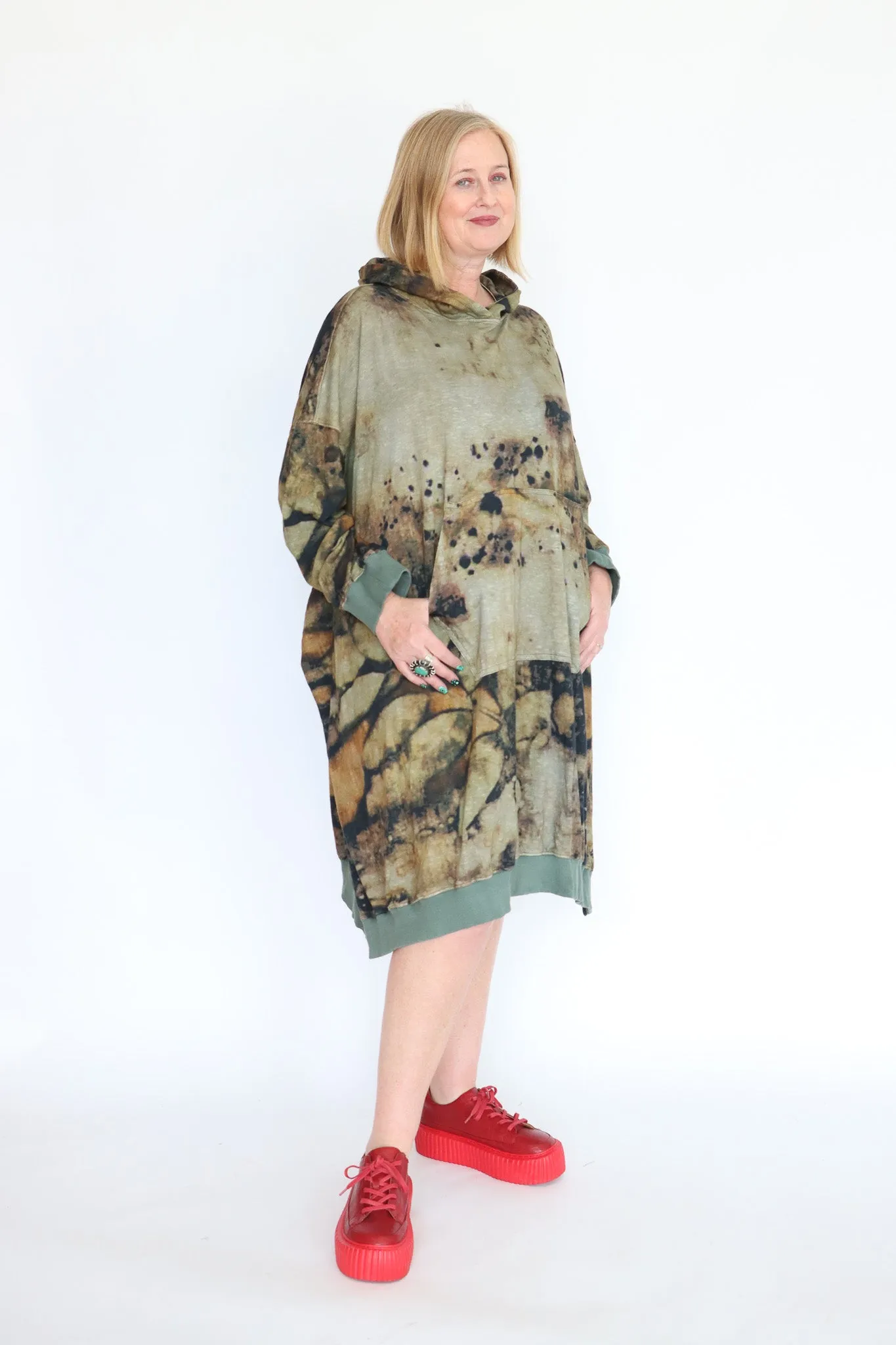 Krista Larson Olive Eco Long Bode Sweatshirt