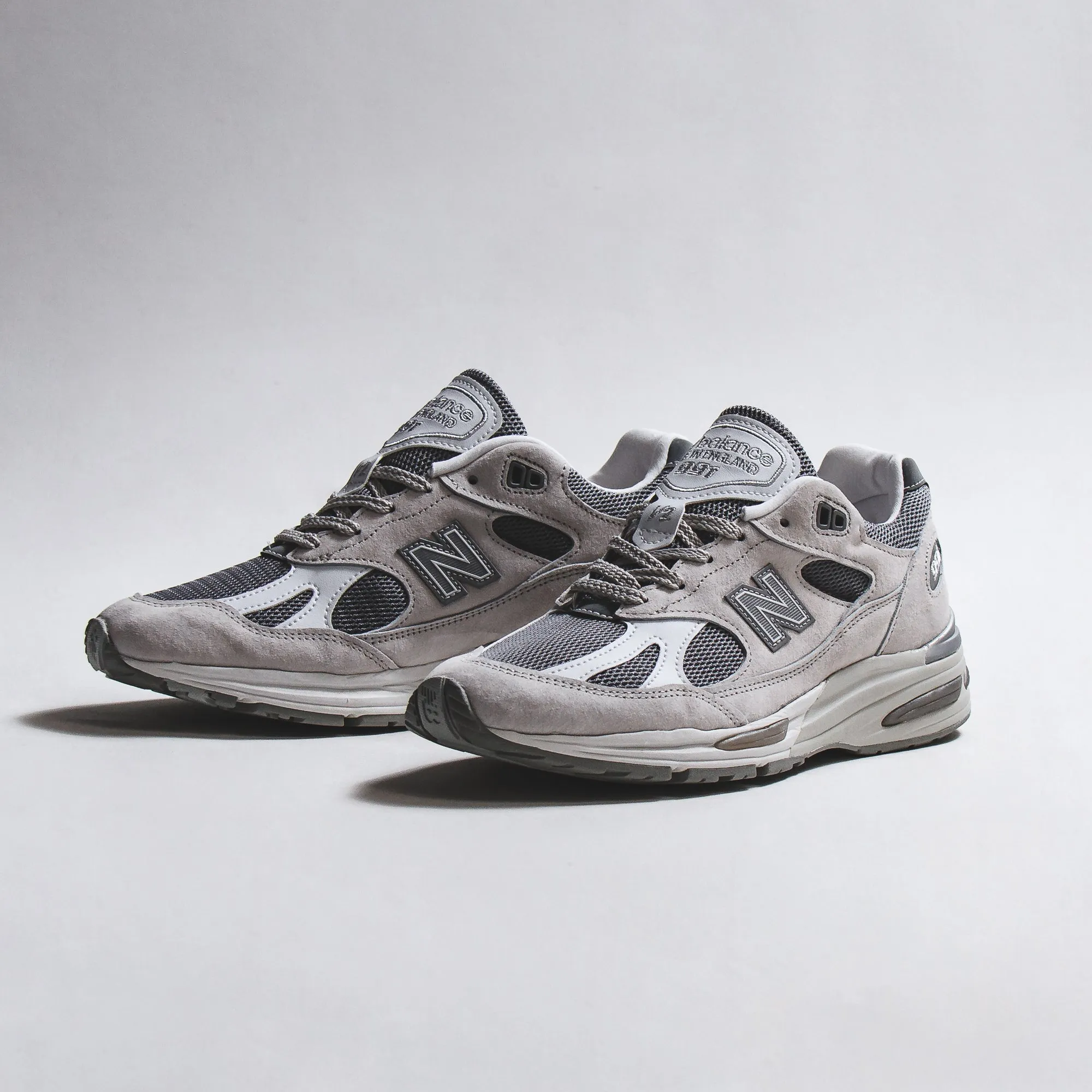 New Balance Unisex 991v2 Nimbus Cloud Made In UK U991LG2