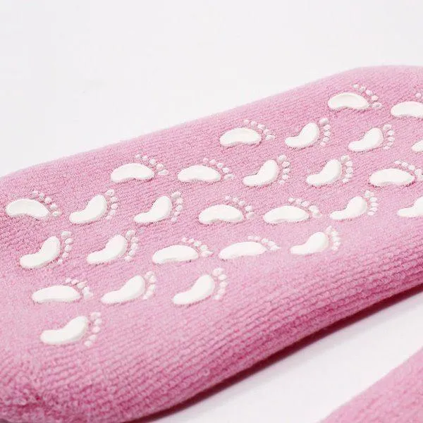 SPA Moisturizing Gel Socks With Essential Oils & Vitamin E