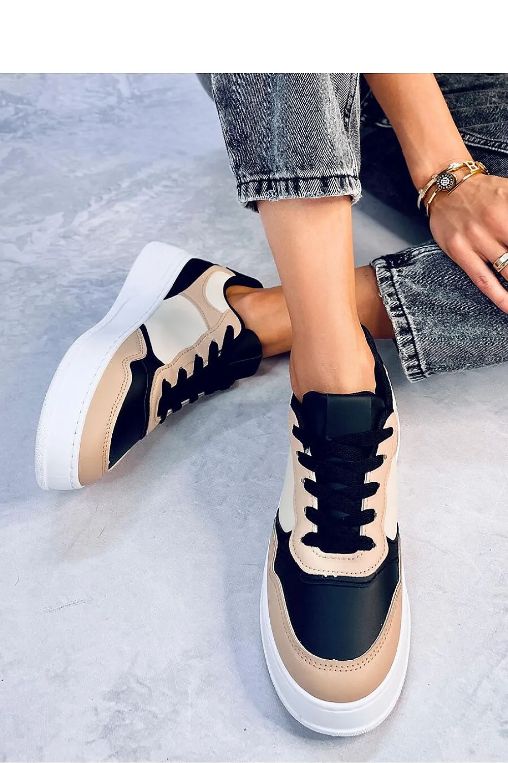 Sport Shoes