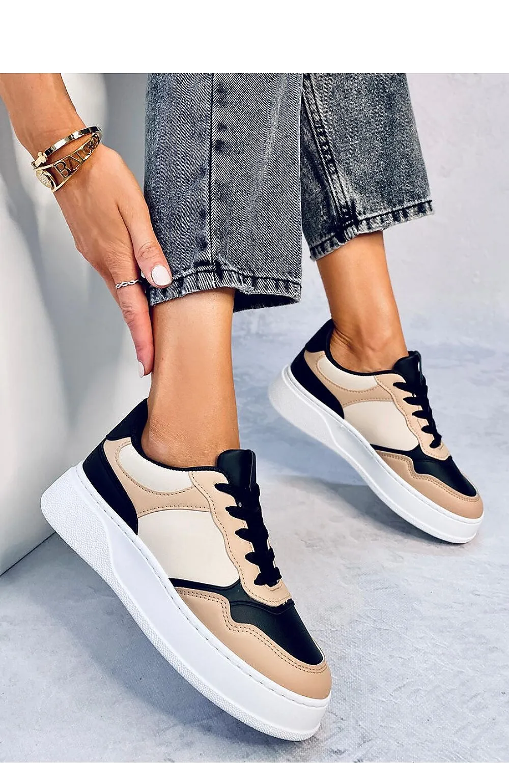 Sport Shoes