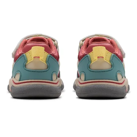 UK 5.5 Pink Combo Feather Pace Trainers