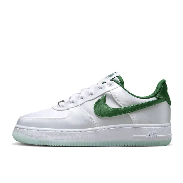 W AIR FORCE 1 '07 ESS SNKR