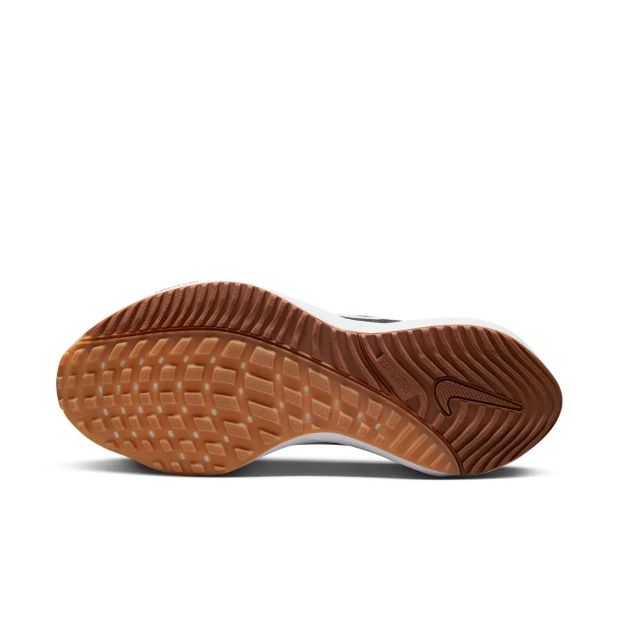 Women's Nike Air Zoom Vomero 16